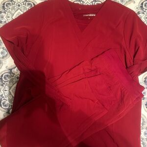 Mandala Cardinal Red Scrub Set Large